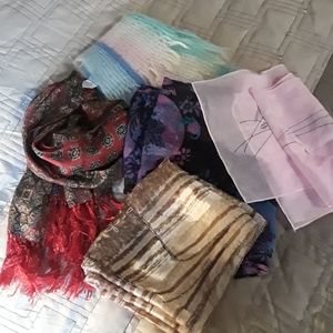 FINAL PRICE! Lot/Bundle of 5 scarves